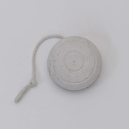 Yo-yo Concrete Ornament Figure