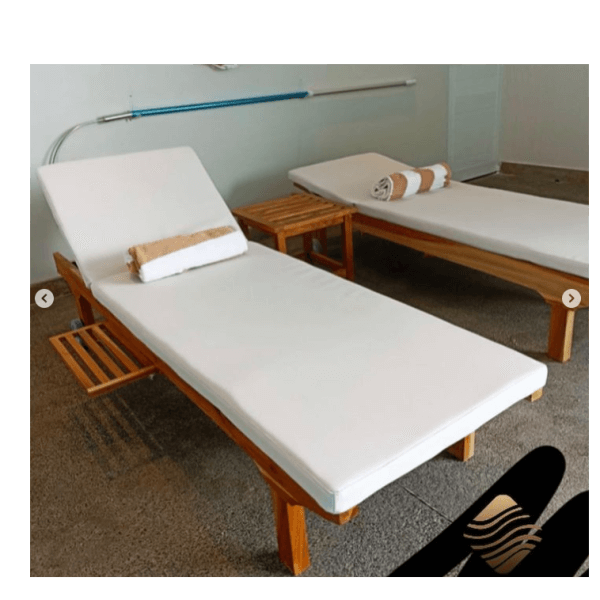 Sun Bed Padded Lounge Chaises / Beach Lounge Chair / Adjustable Beach Chair